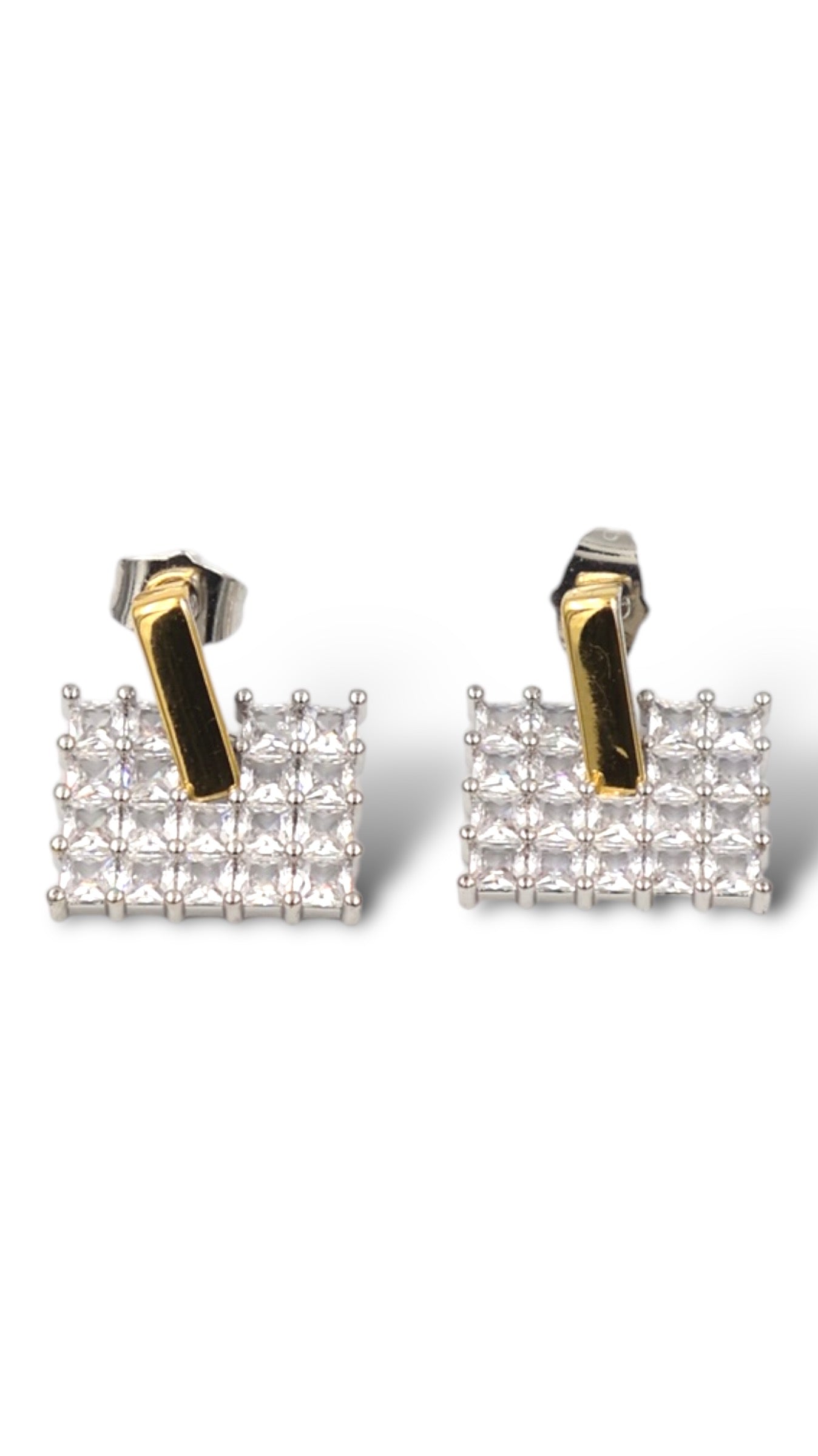 Gold and Silver Geometric Crystal Earrings – Modern and Sophisticated Statement Jewelry